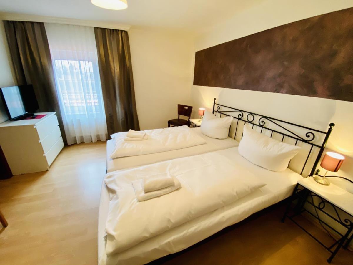 Doppelzimmer Brunch, Direkt Am Alten Strom Rostock Eksteriør billede